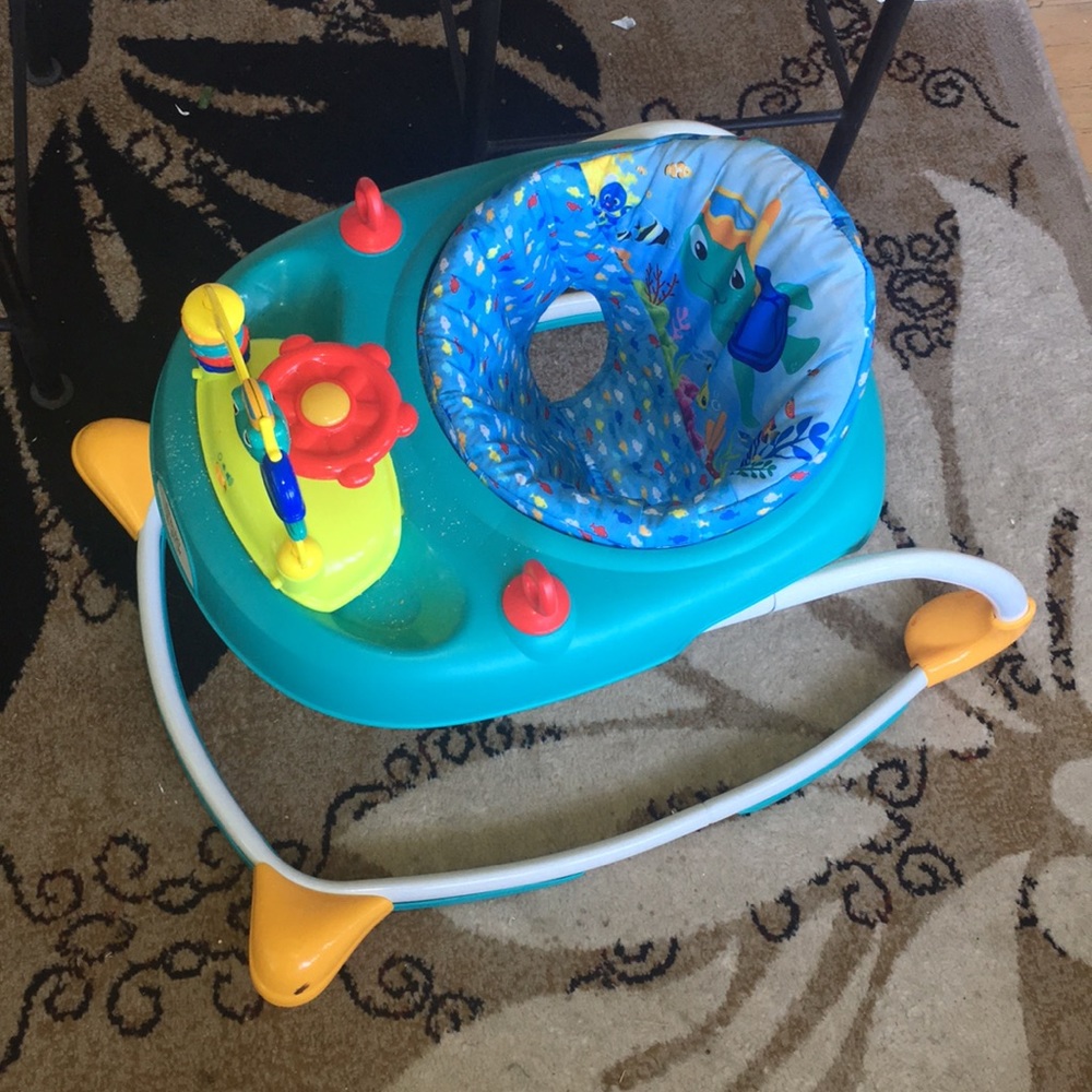 VERY NICE BABY WALKER!